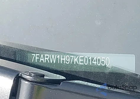 2019 Honda Cr-V Touring z USA, uszkodzony, nr VIN 7FARW1H97KE014050